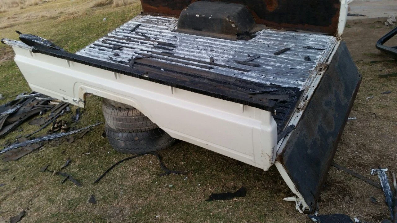 Bed with Rear wall cutout 2.webp