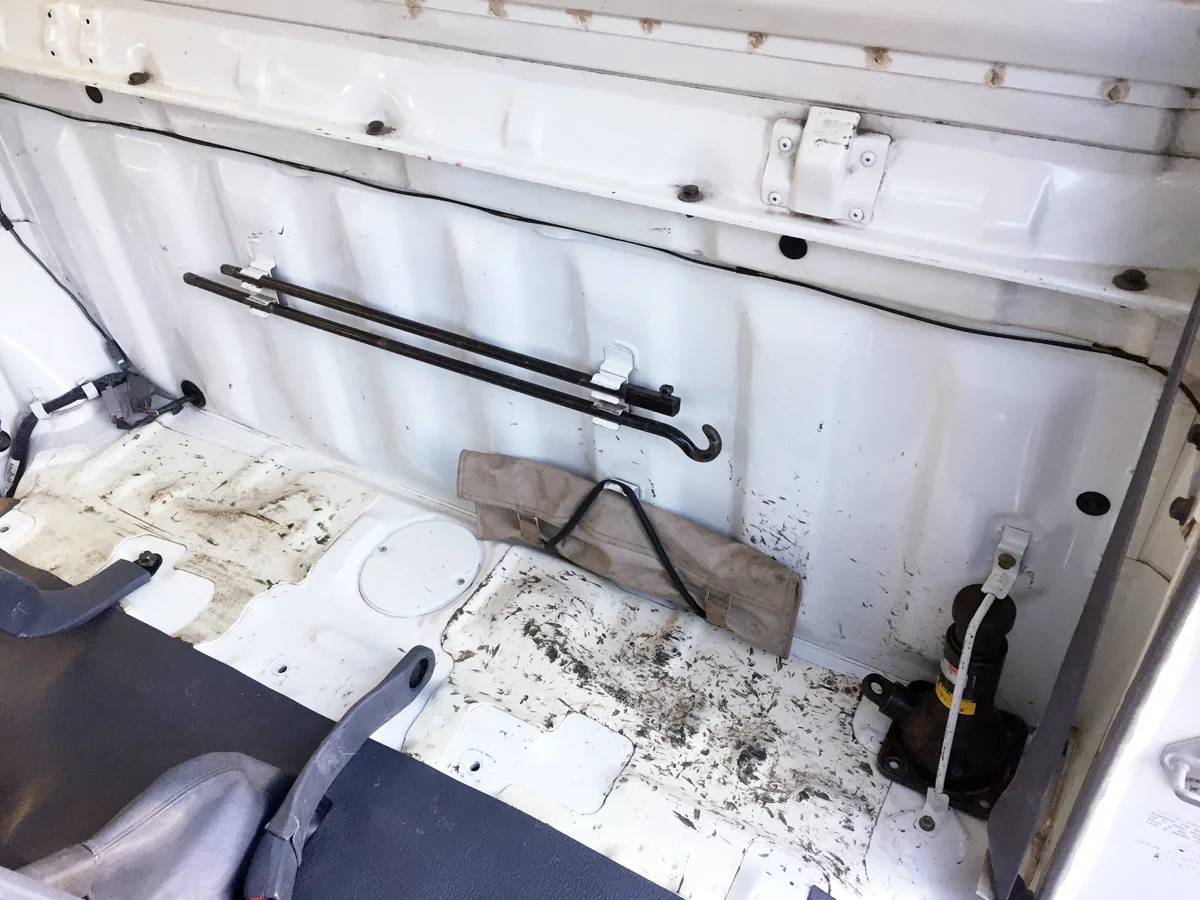behind the seat after.webp