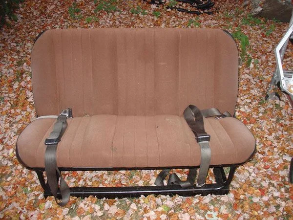 bench1.webp
