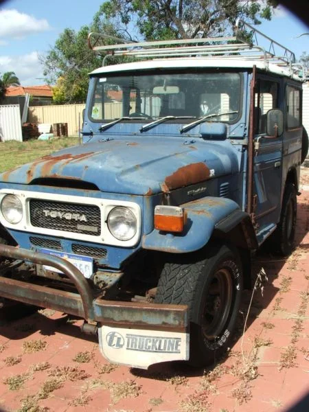 BJ42 LX (RHD in UK)
