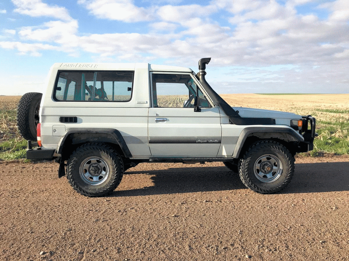 bj74topper.gif