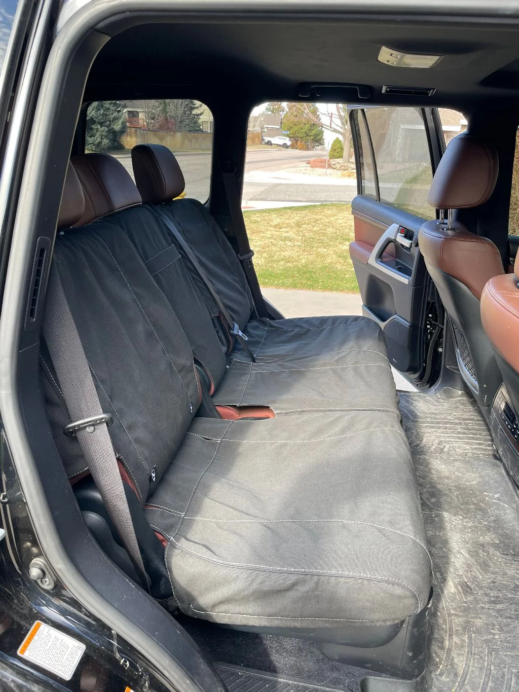 Black Escape gear seat covers.webp