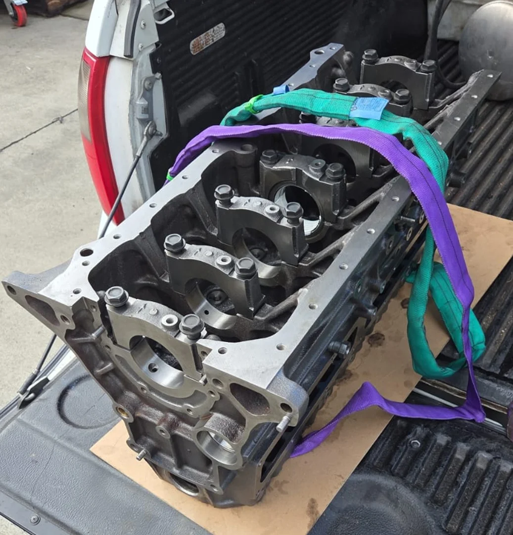 Block on Tailgate.jpg