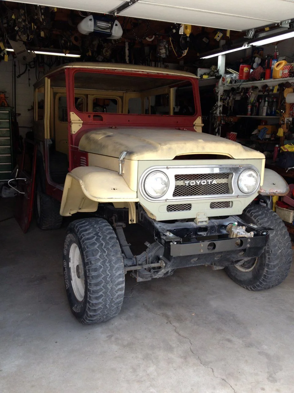 Body assembled in garage April 2014.webp