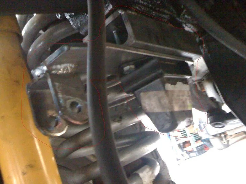 bracket-2.jpg