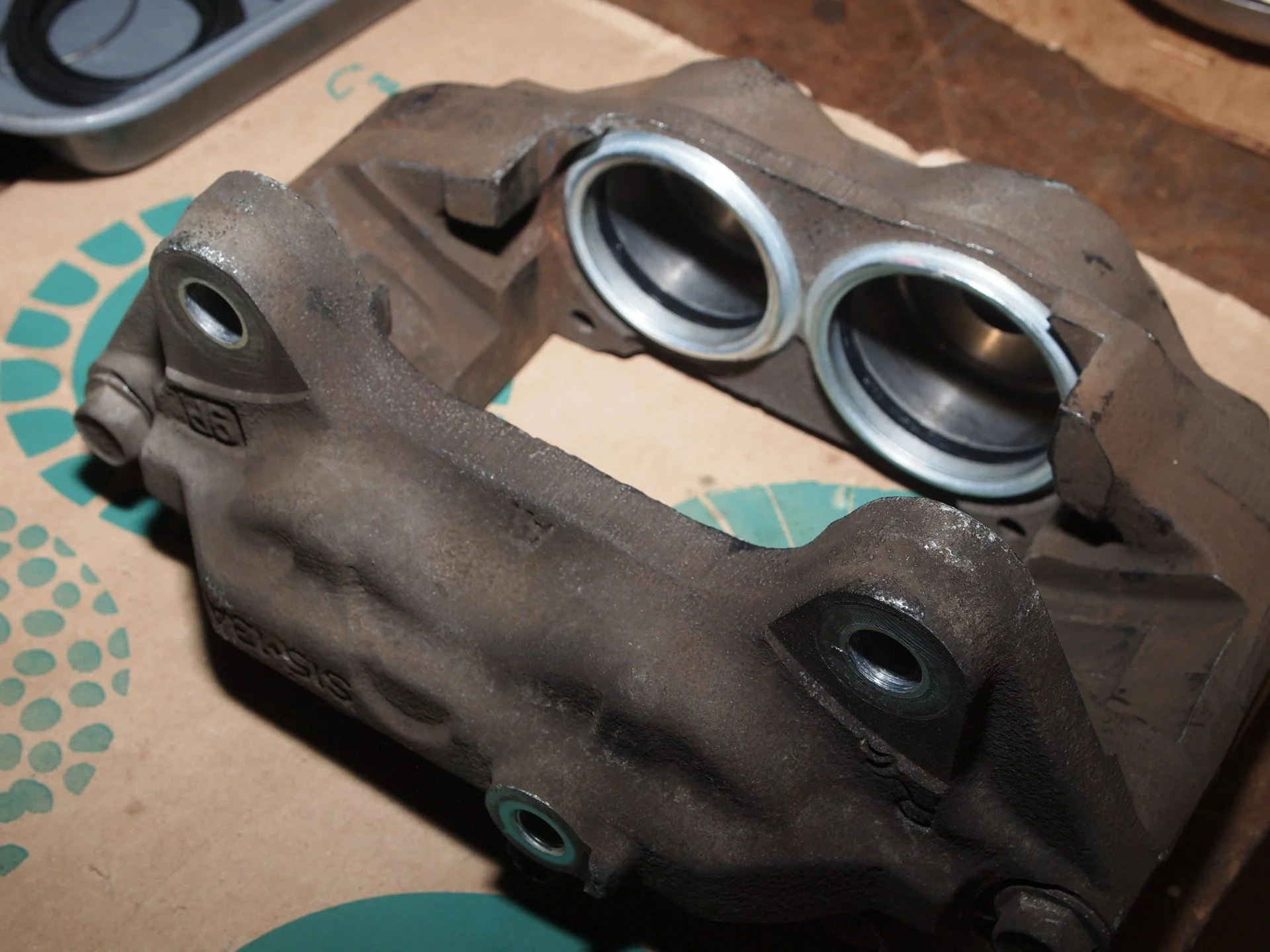 Brake caliper RH frt rebuld (3).webp