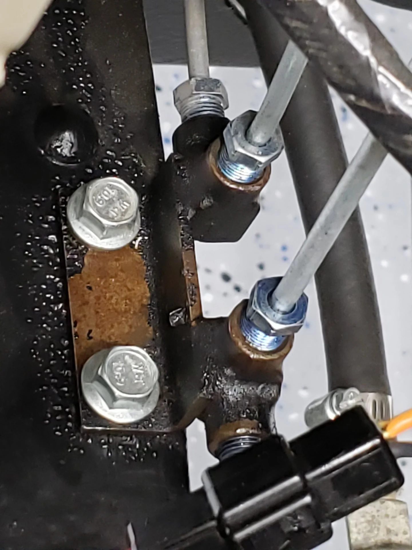 brake fitting.jpg