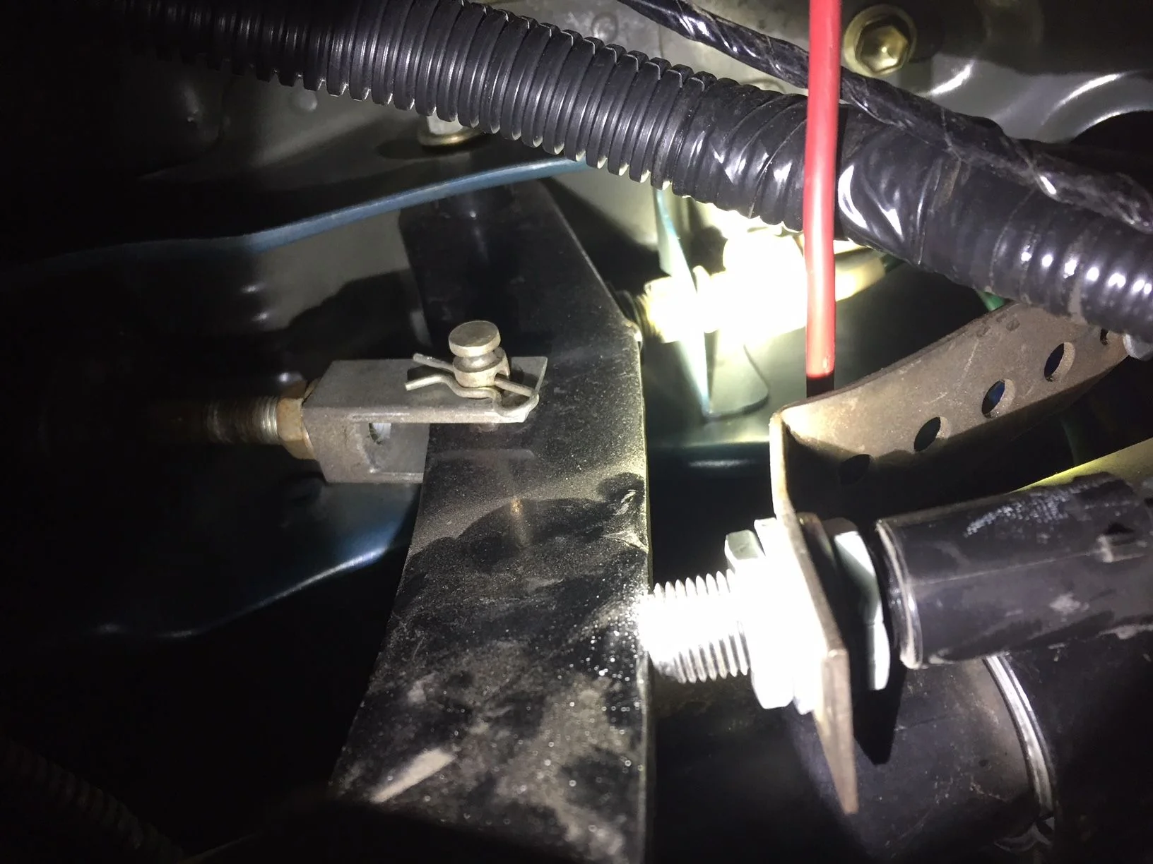 Brake pedal switch (with AT) IH8MUD Forum
