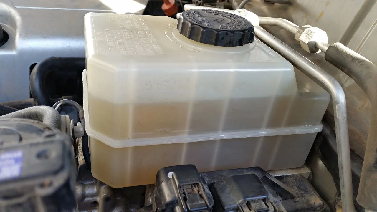 Brake_fluid4.webp