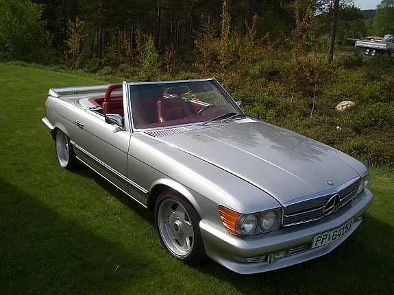 Bruktbil til salgs_ Mercedes-Benz SL - 1972 - Sølv - 200 Hk - Cabriolet.webp