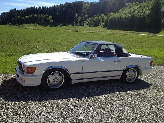 Bruktbil til salgs_ Mercedes-Benz SL - 1974 - Hvit - Cabriolet.webp