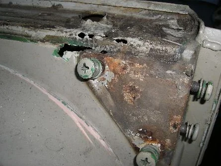cab rusty corner2-small.webp