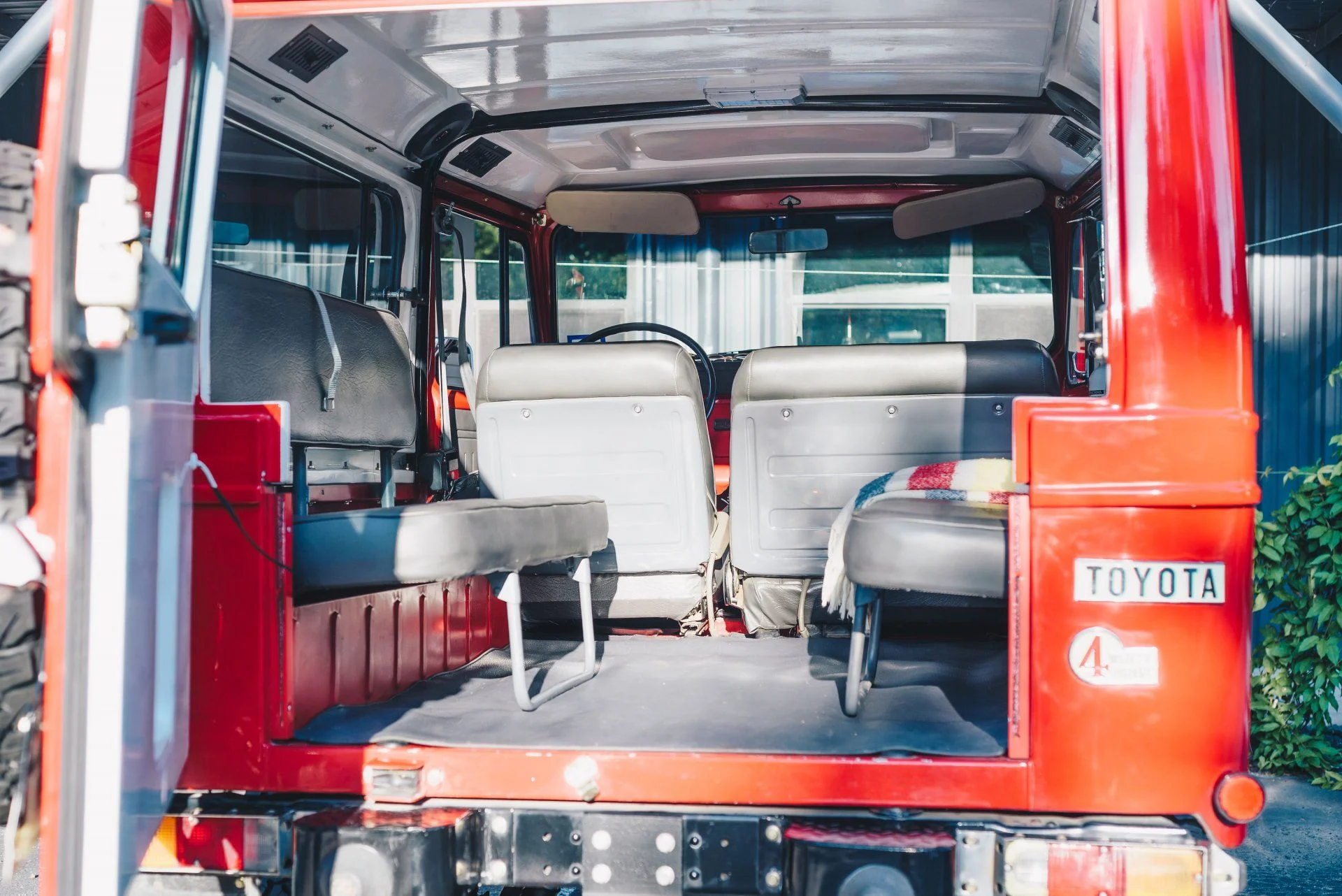 car24.webp