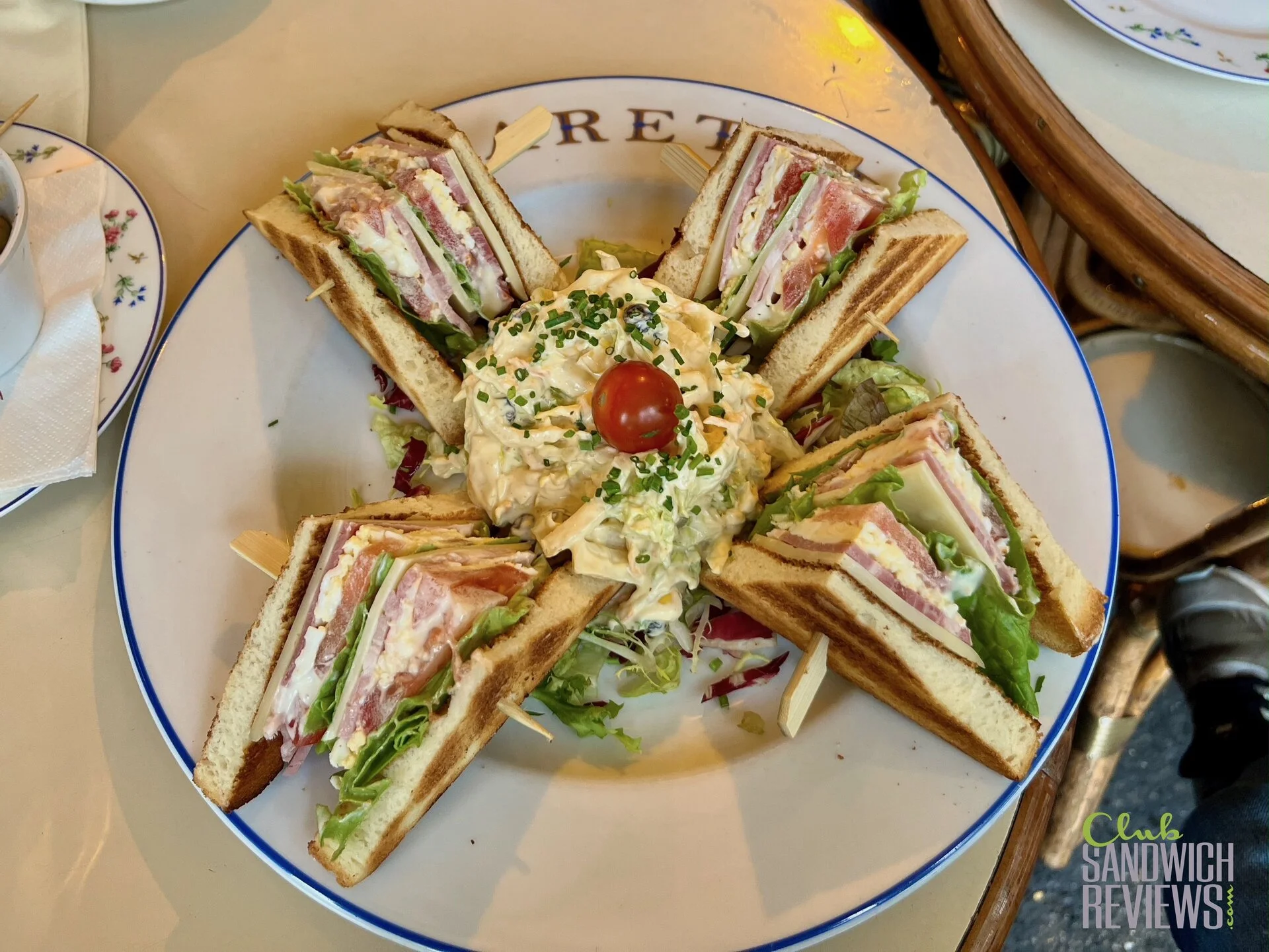 Carette-Paris-Poule-Parisien-Duo-Ham-Club-Sandwich.webp