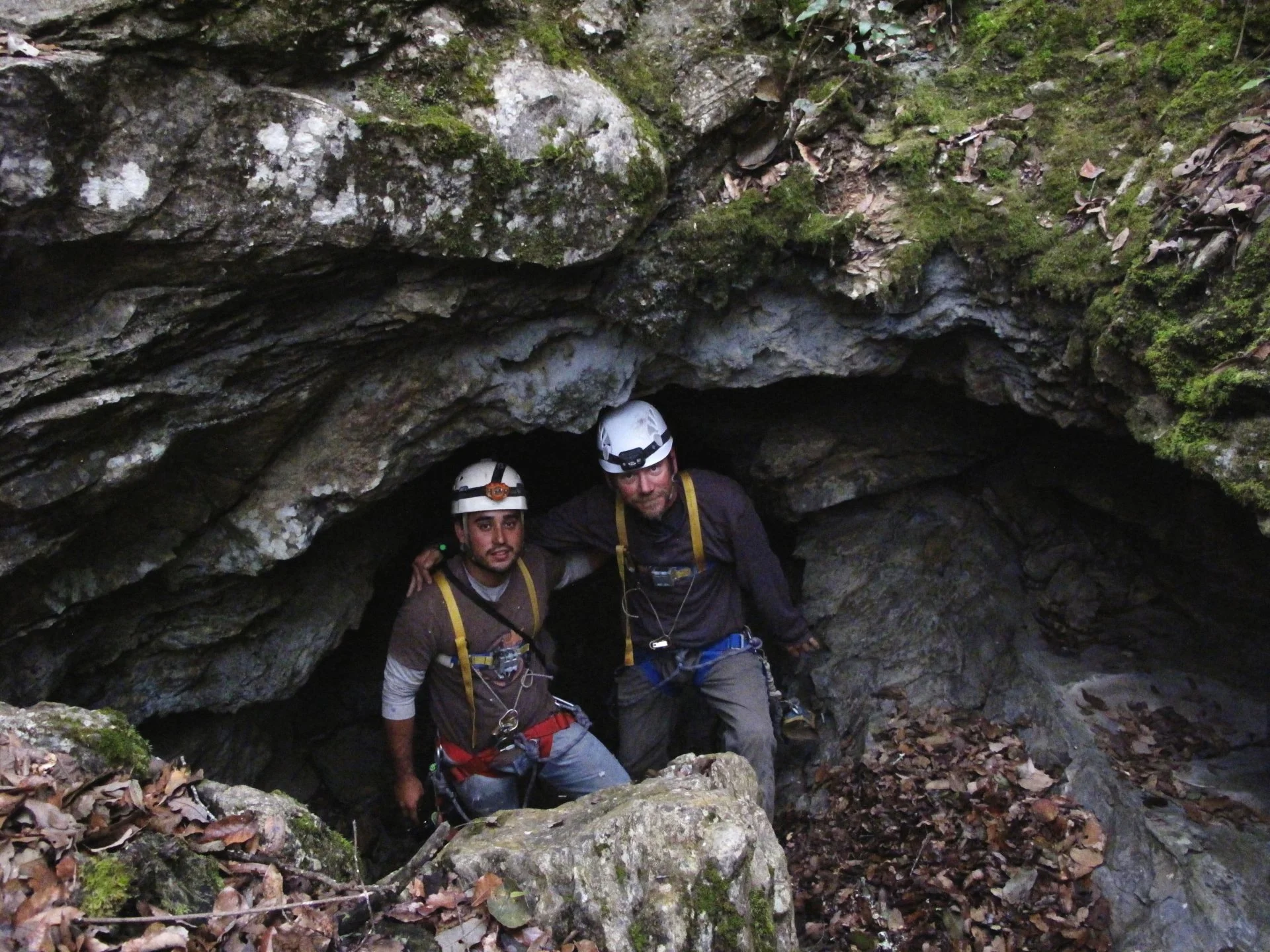 caving3.webp