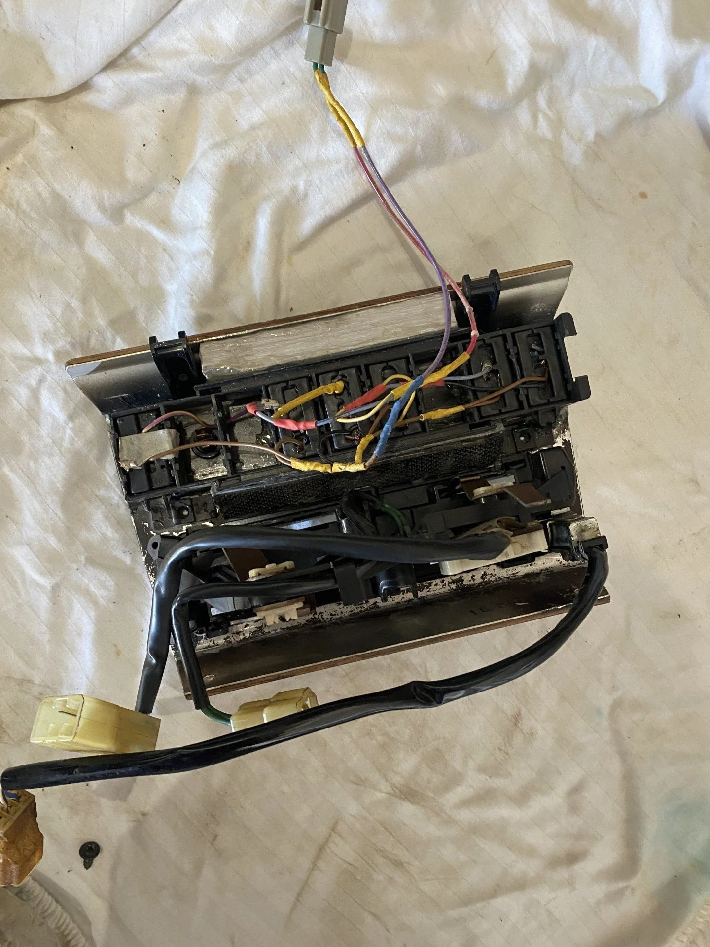 CB03BE70-CCBF-47A9-BB9C-480FC96A5091.webp