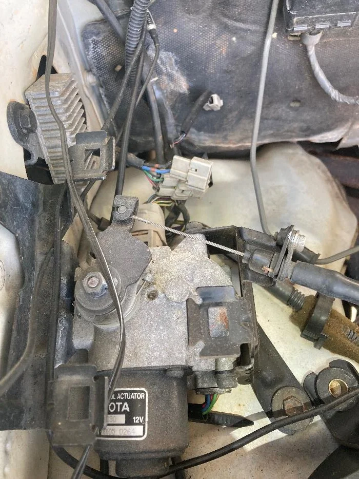 CC actuator and cable.jpg