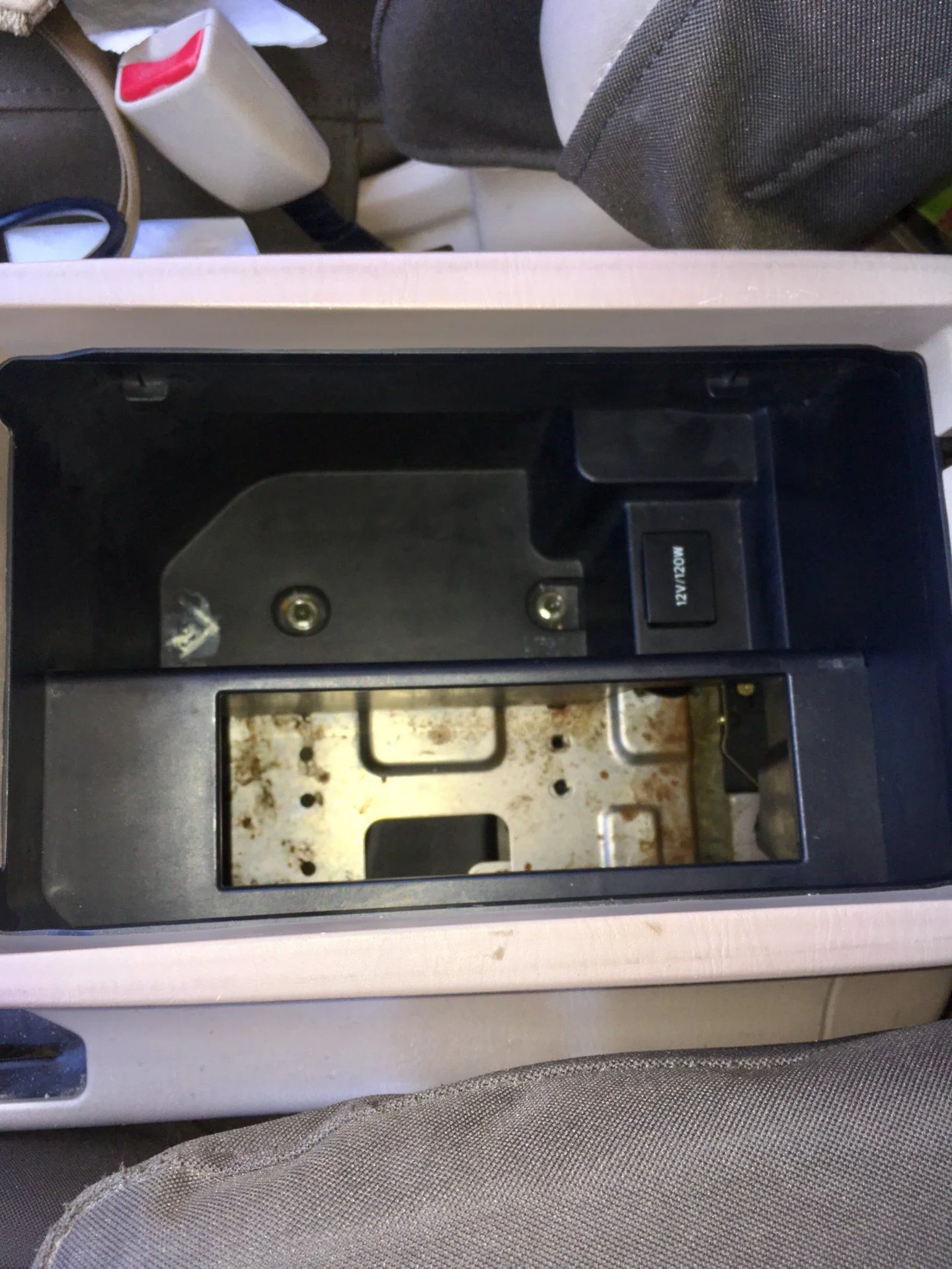 Center console.webp