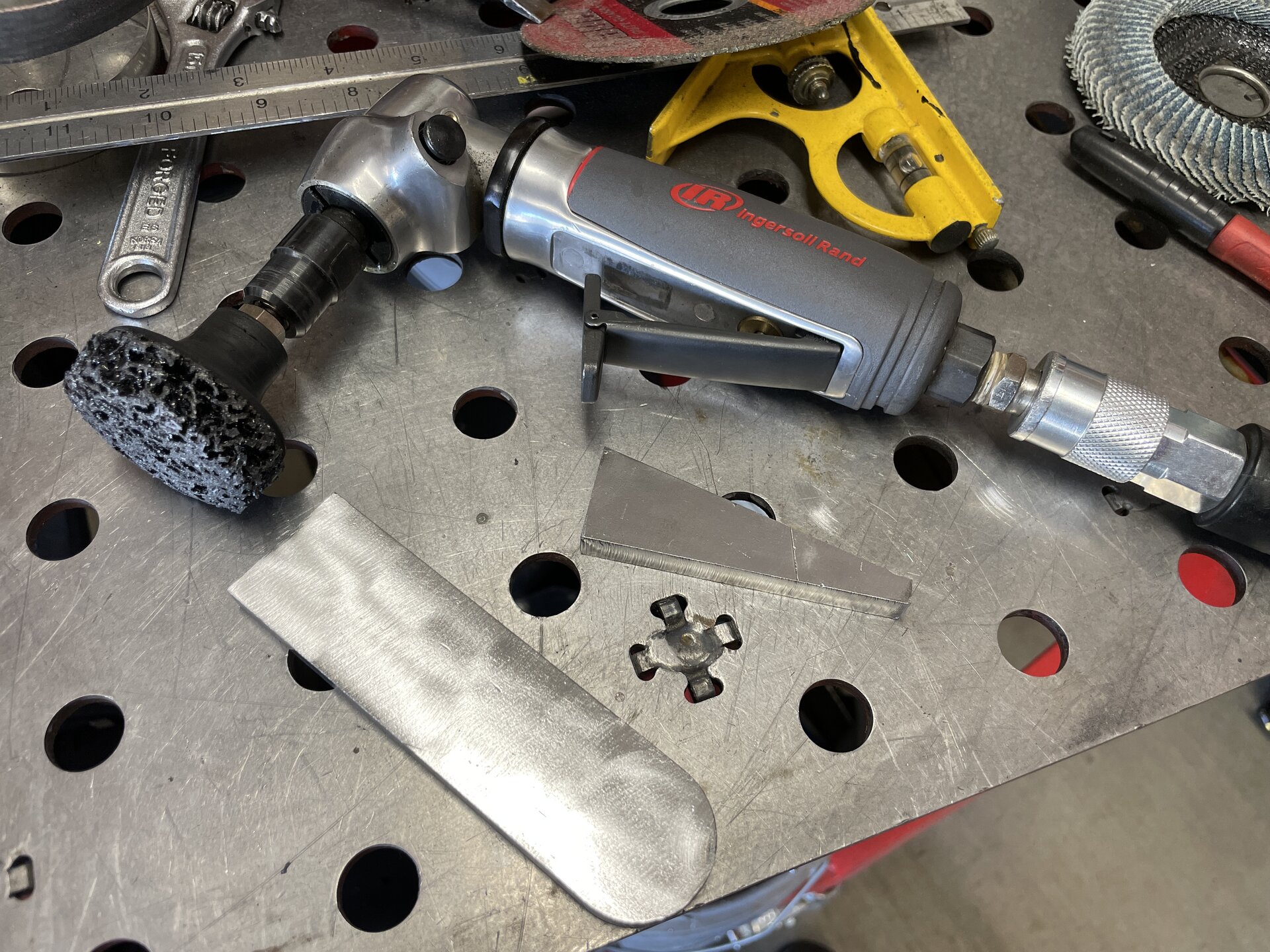 CLAPPY BUILD (184).JPG