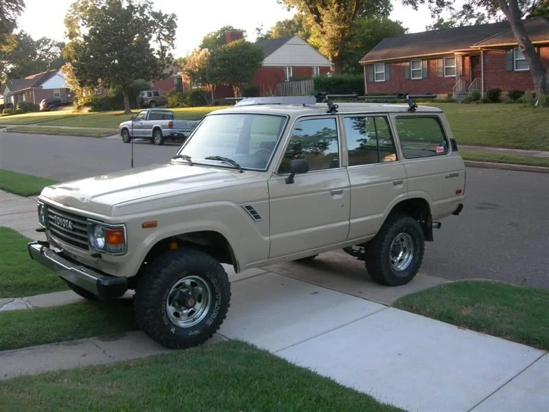 clean truck (Medium).webp