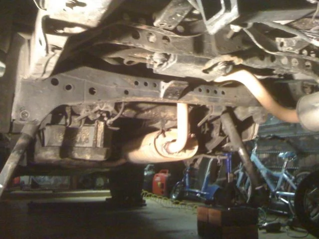 Corp 14 axle swap 003.webp