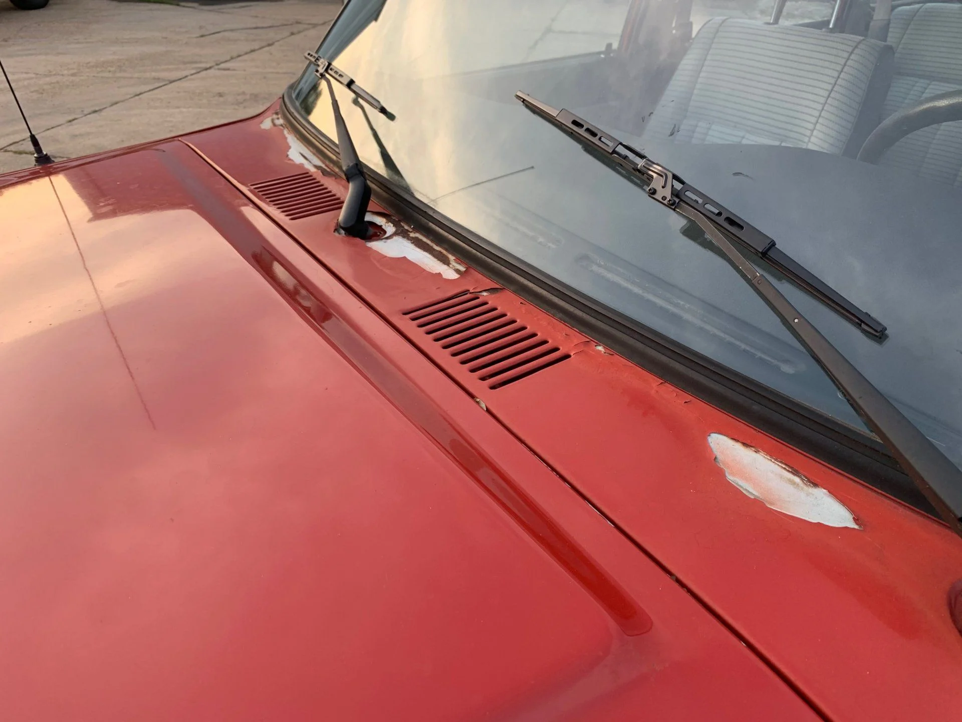 Cowl defect close up.jpg