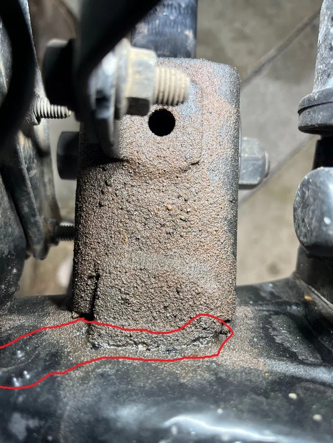 Cracked axle housing bracket.jpg