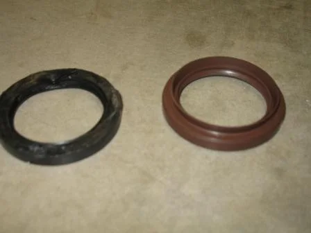 Crankshaft seals _1 mud.webp