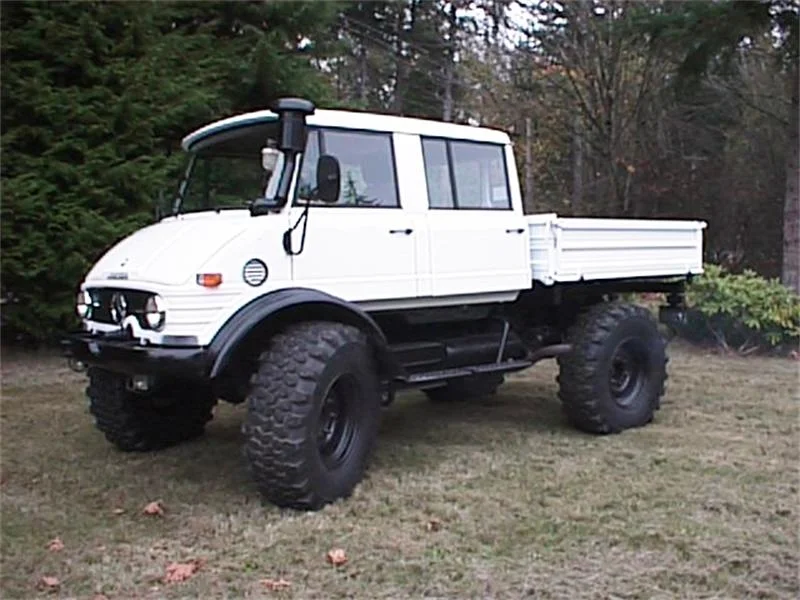 CREW CAB UNIMOG 800x600.jpg