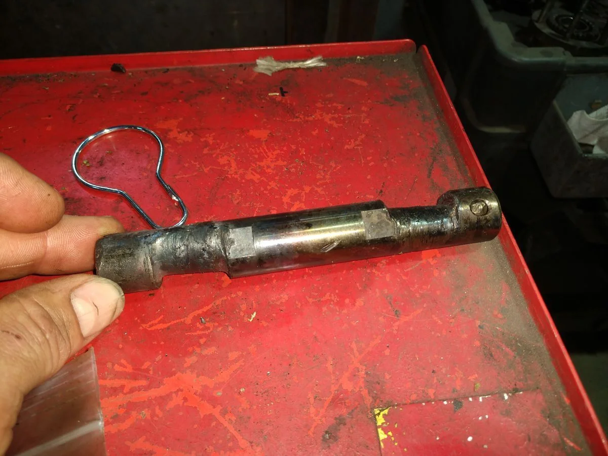 cross shaft pic.JPG