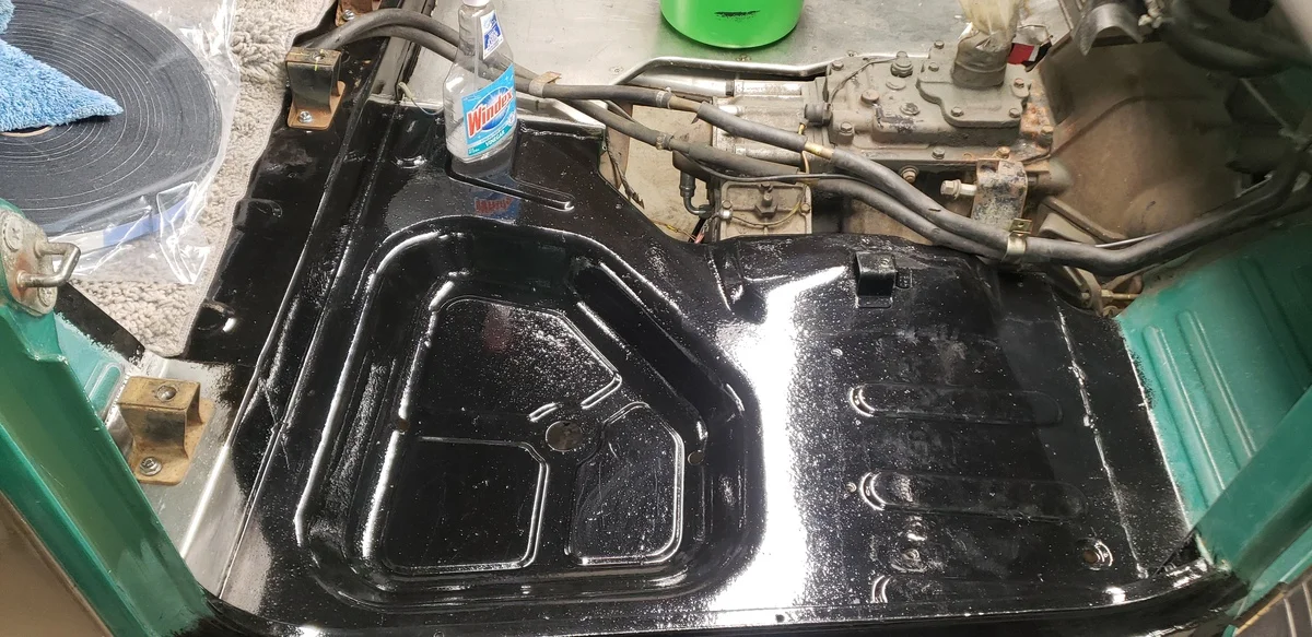 Custom FJ40 Passenger Floor Paint.webp