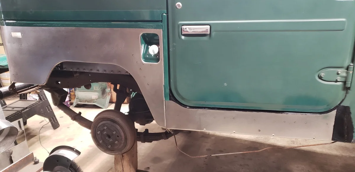 Custom FJ40 Stainless Tub Paint-31.jpg
