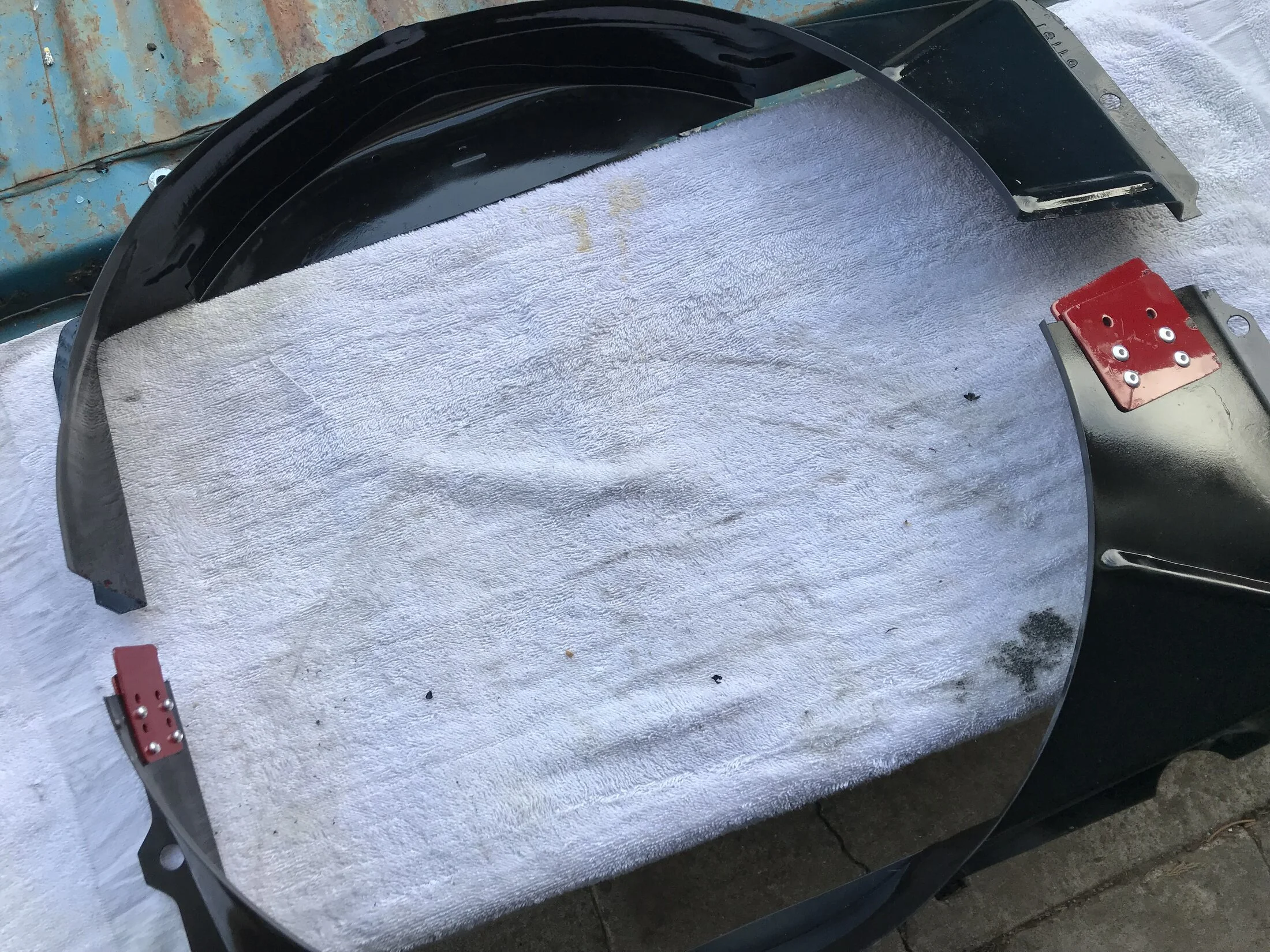 Cut FJ60 Fan Shroud.webp