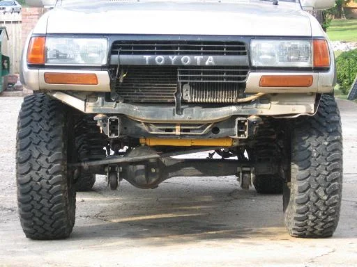 cut front fenders - grill only.webp