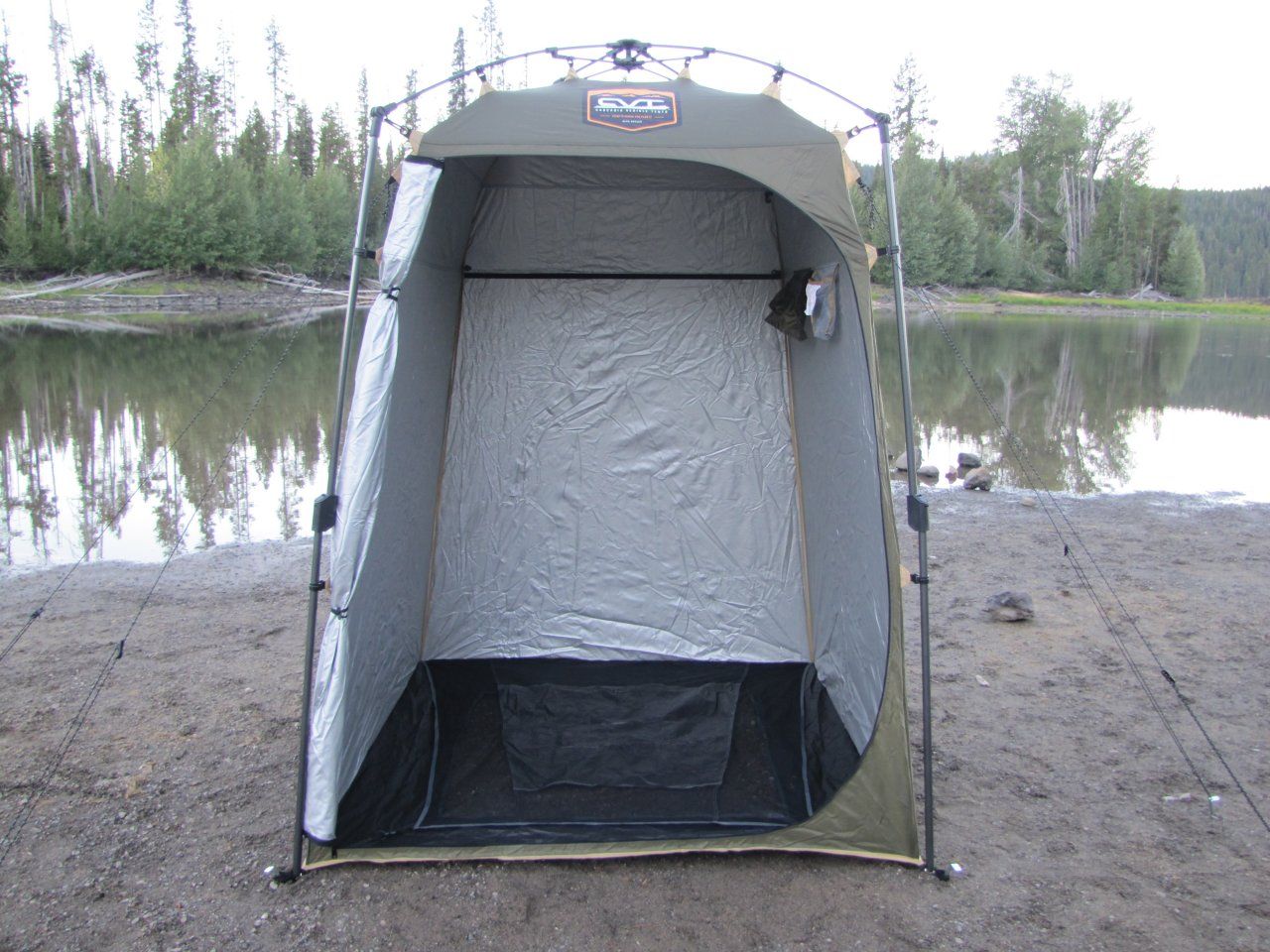 CVT_CAMPING_PORTABLE_CHANGING_SHOWER_ROOM_CASCADIA_VEHICLE_TENTS,8.JPG