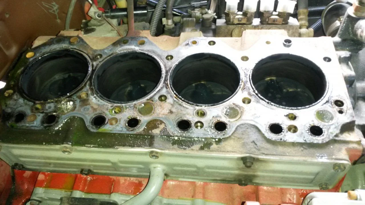 cylinder head refresh disassembly (block) 10.webp