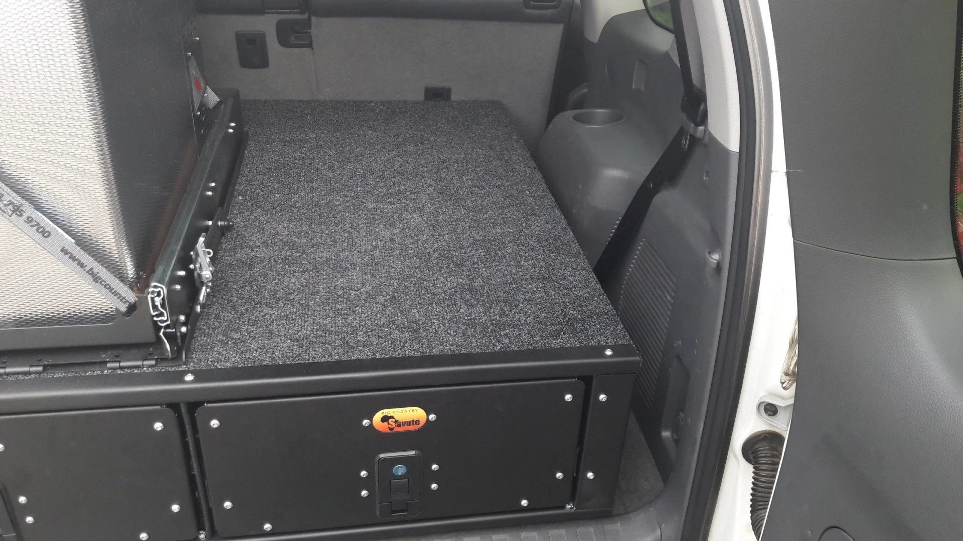 D162-Prado150-Seat-mount-drawer-4-scaled.webp