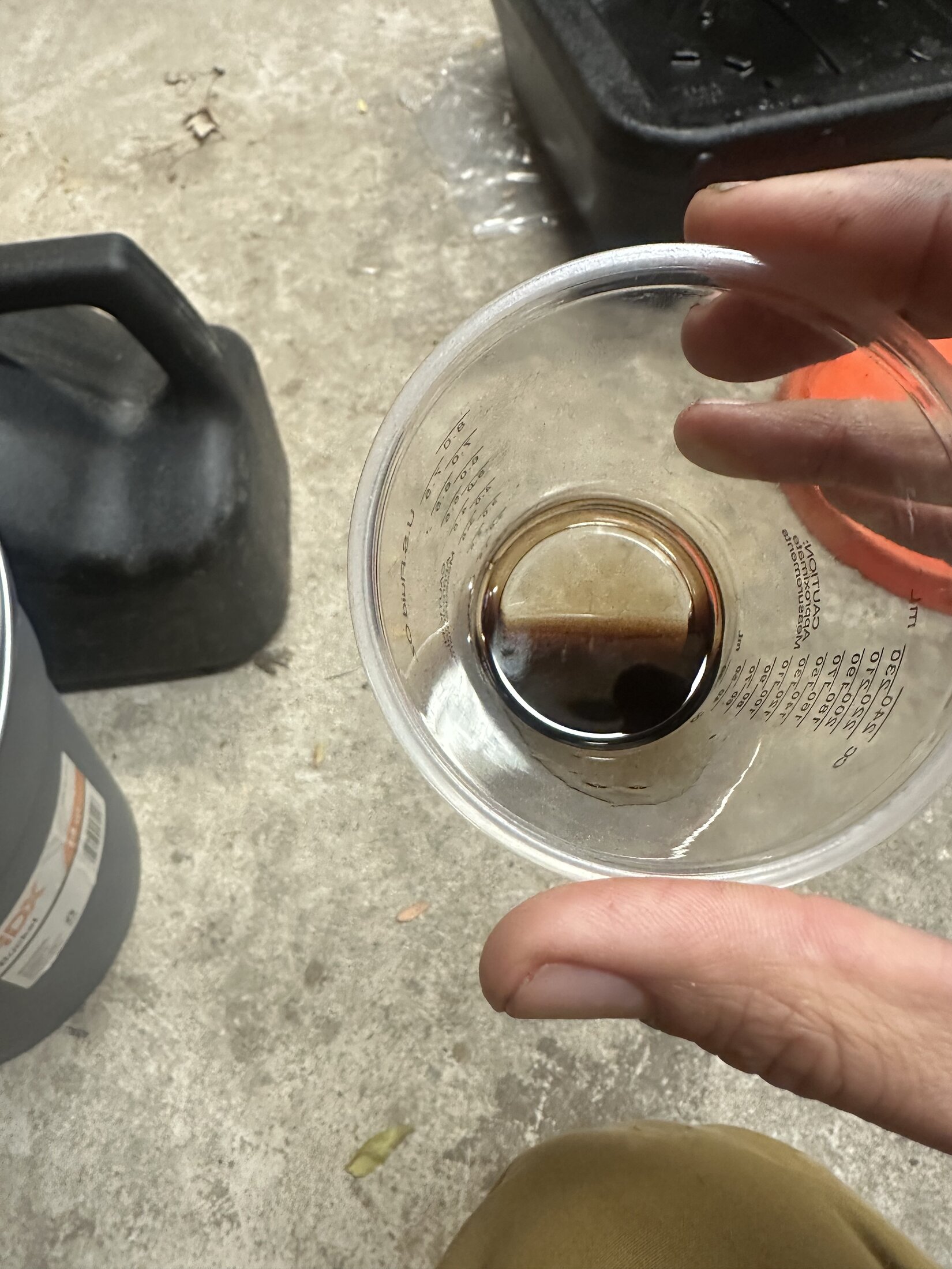 darktranfluid.jpg