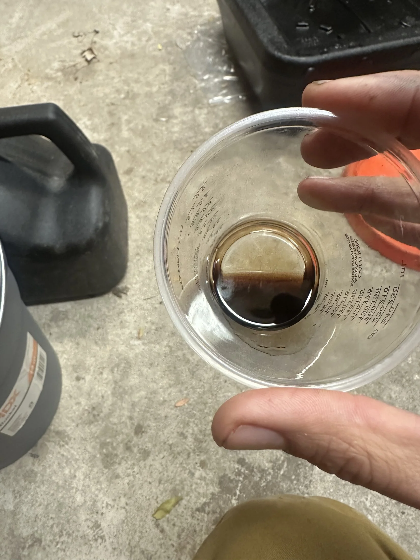 darktranfluid.webp