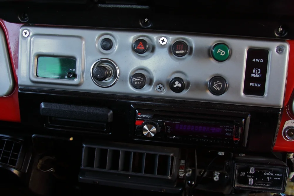 dave83bj46detailed47dashnice.webp