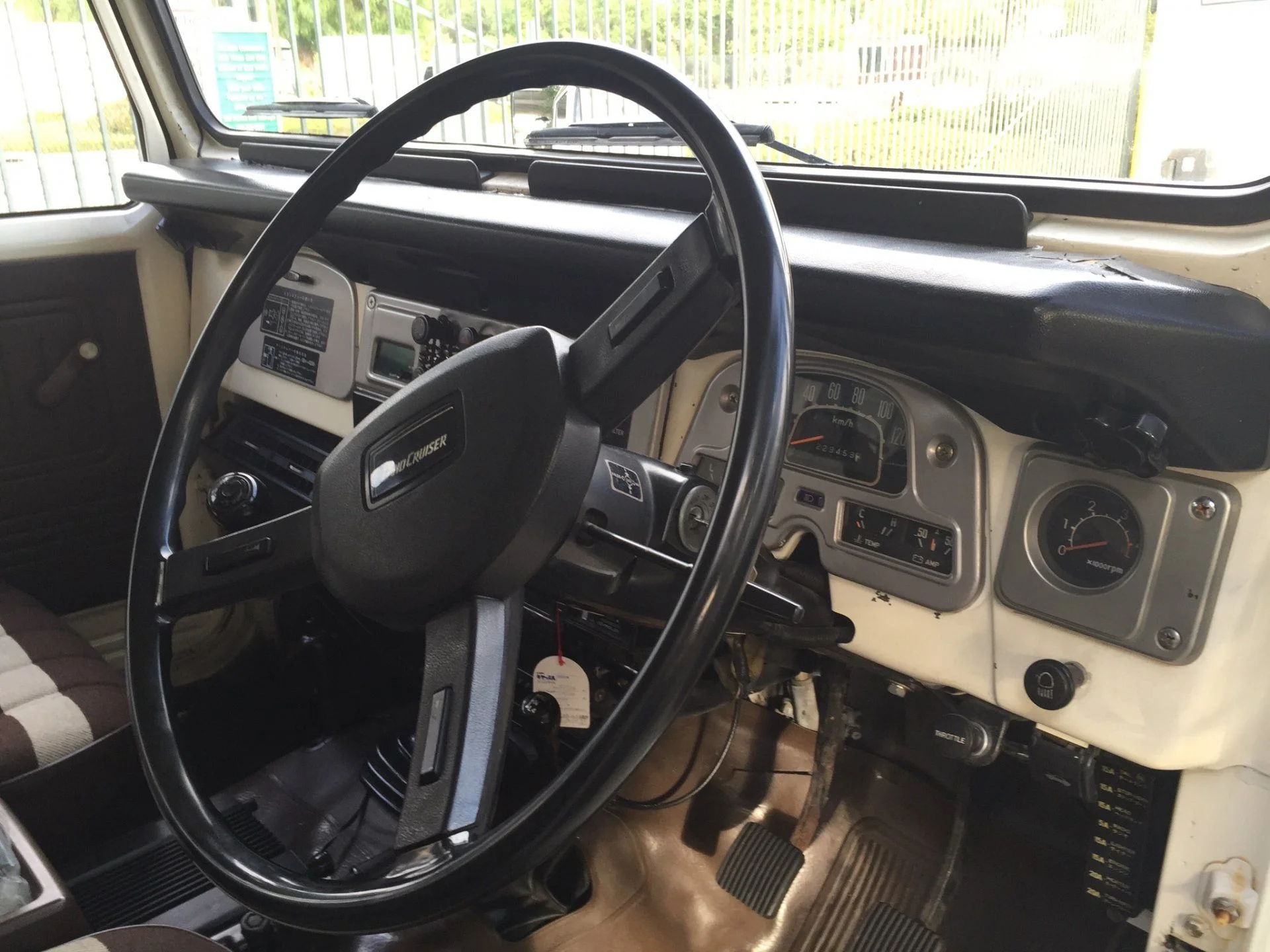 DAVEBJ46STEERING.webp