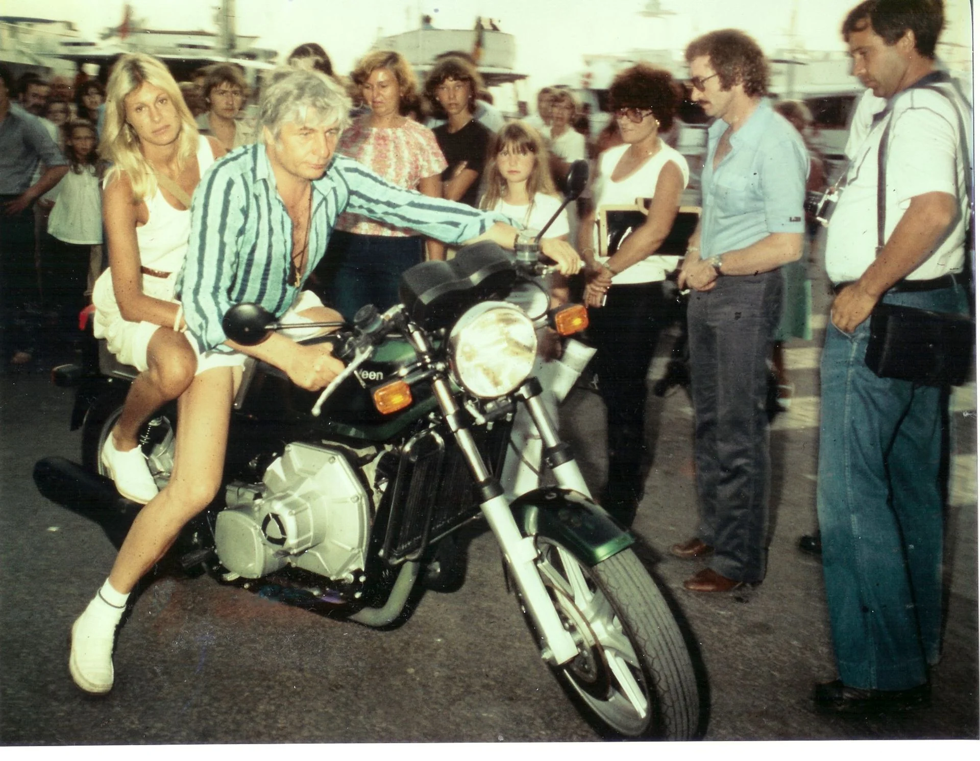 Der-Playboy-und-der-Wankelmotor_master_reference.jpg