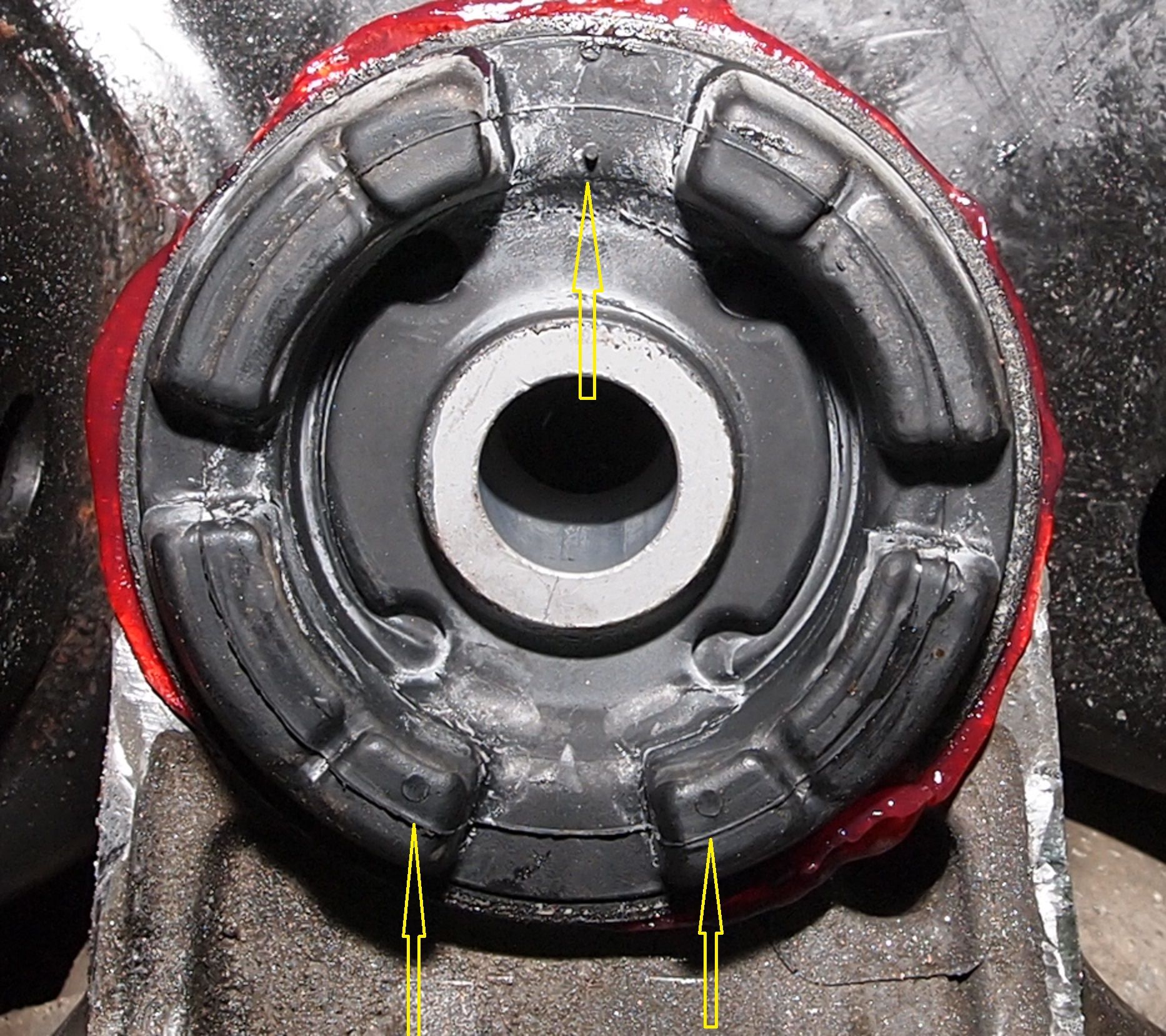 Differential frt bushing (5)c.jpg