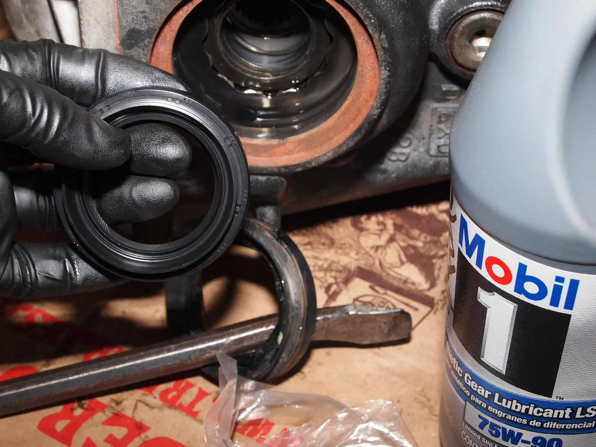 Differential frt oil seal RH (2).webp