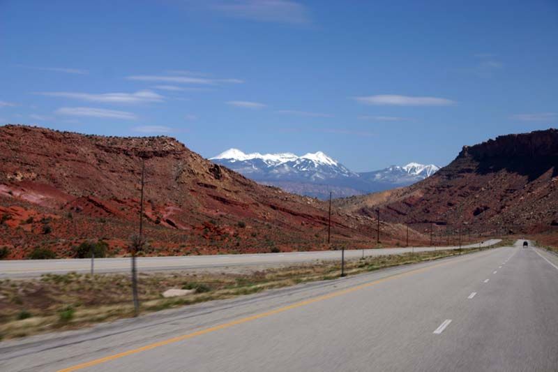 DistantMtns3.jpg