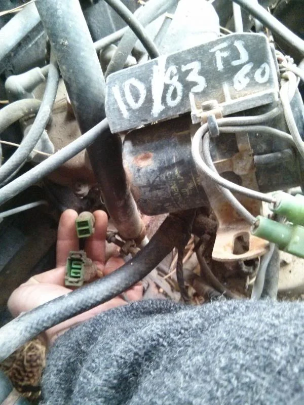 distributor-plug.webp