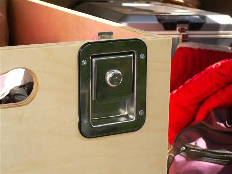DKJ_drawer_lock_close (Medium).webp