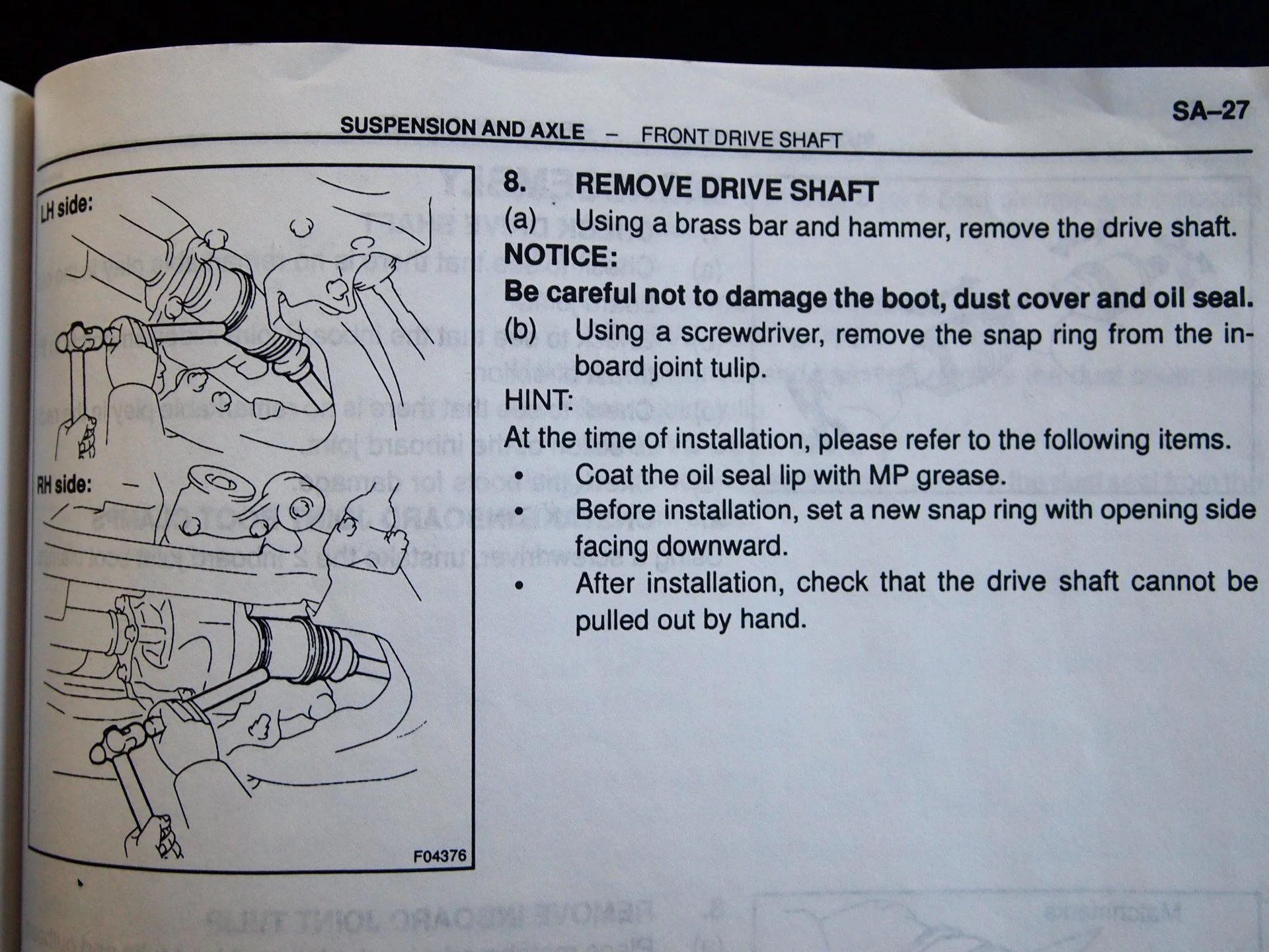 Drive shaft remove SA-28.JPG