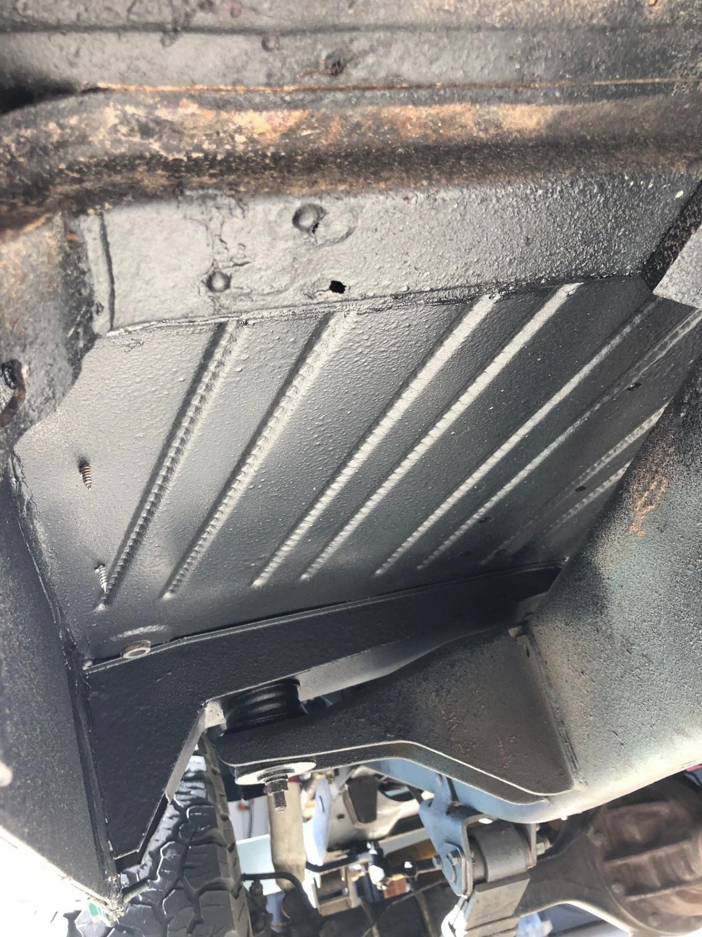 driver floor & mount.jpg