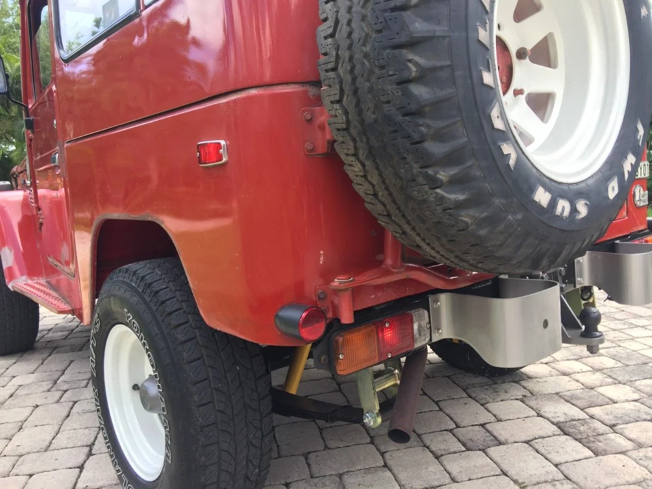 Driver rear lights.webp